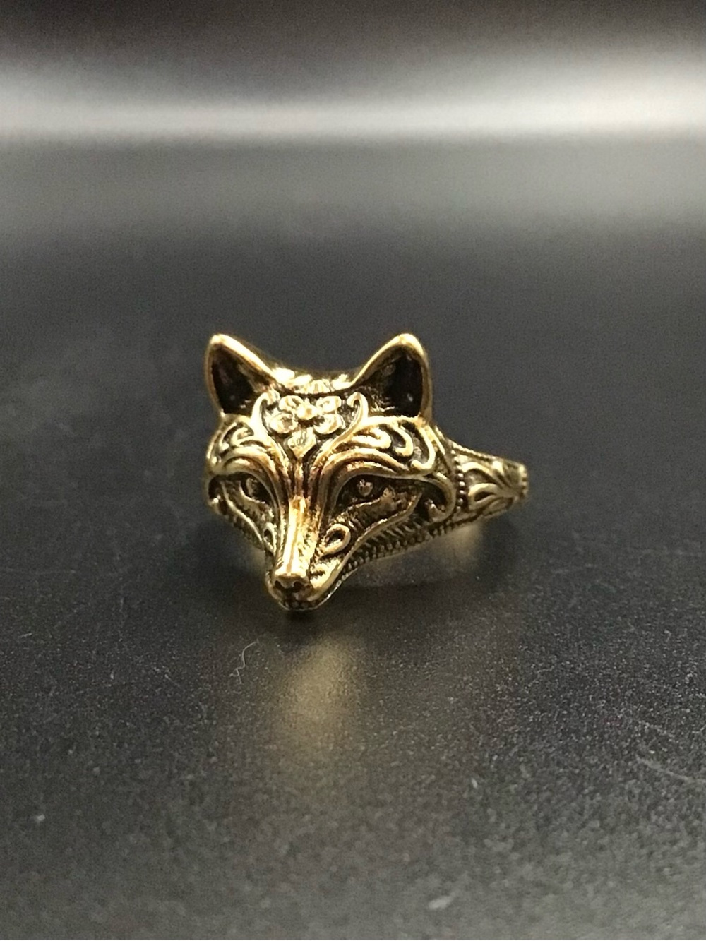 Wolf Ring